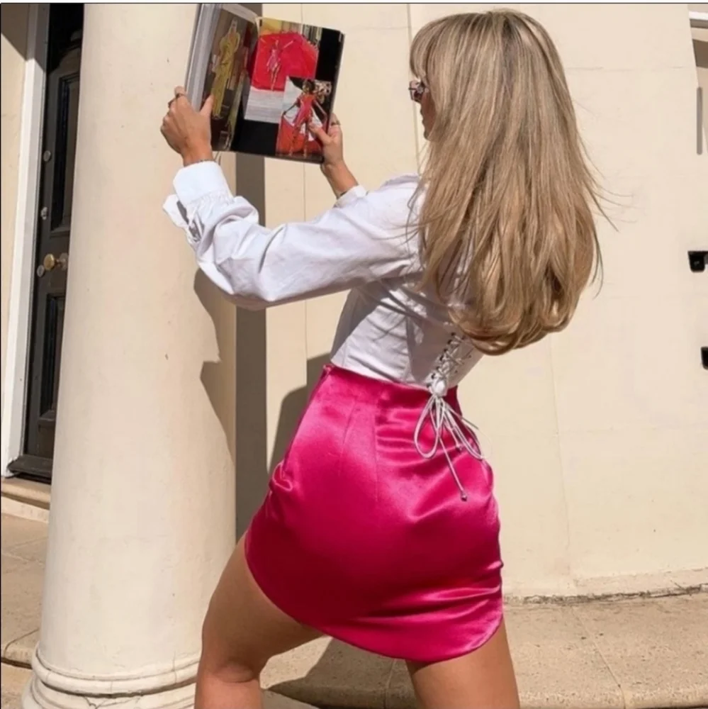 ZARA * PINK SATIN EFFECT MINI SKIRT - Picture 11 of 12